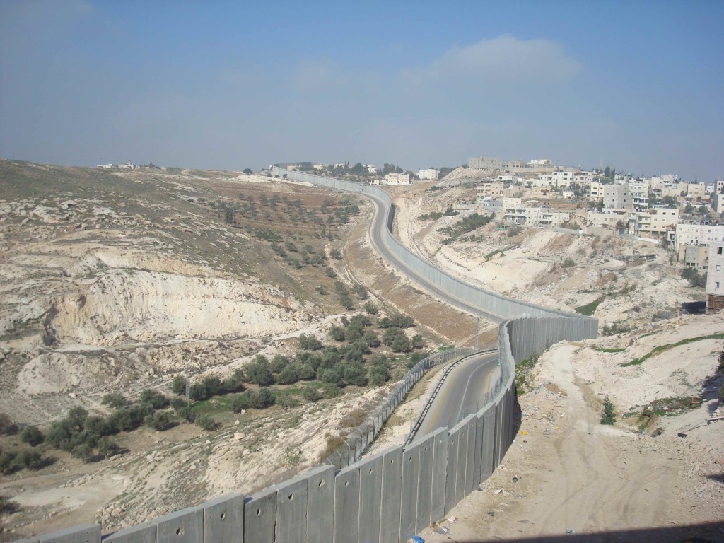 La "chiusura di sicurezza", il muro costruito da Israele 